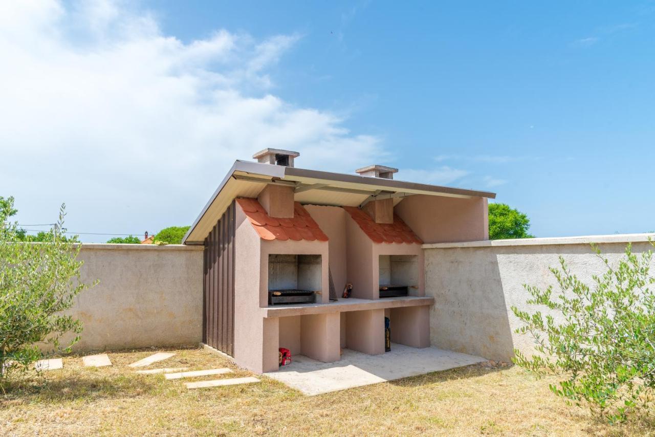 Krzak Apartmán Nin