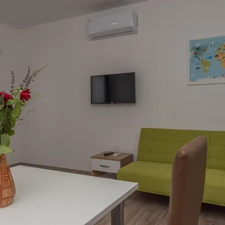 Apartmani Krzak Nin Exterior photo
