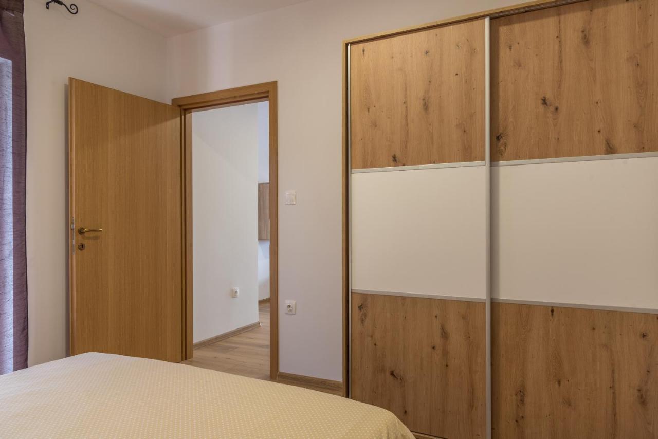 Krzak Apartment Nin